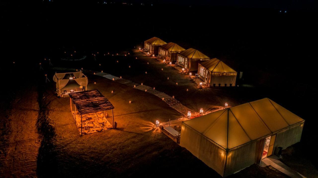Soleil Camp & Camel Trekking Hotell Merzouga Exteriör bild
